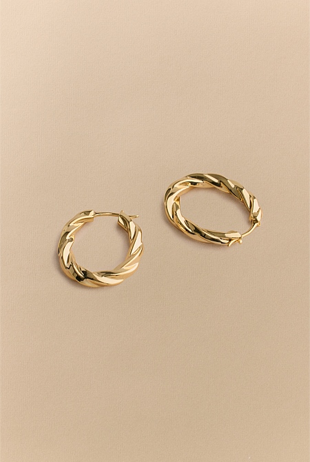 Era Twist Hoop Earrings