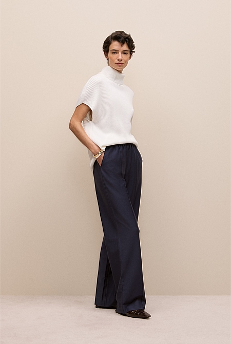 Pintucked Pull On Pant