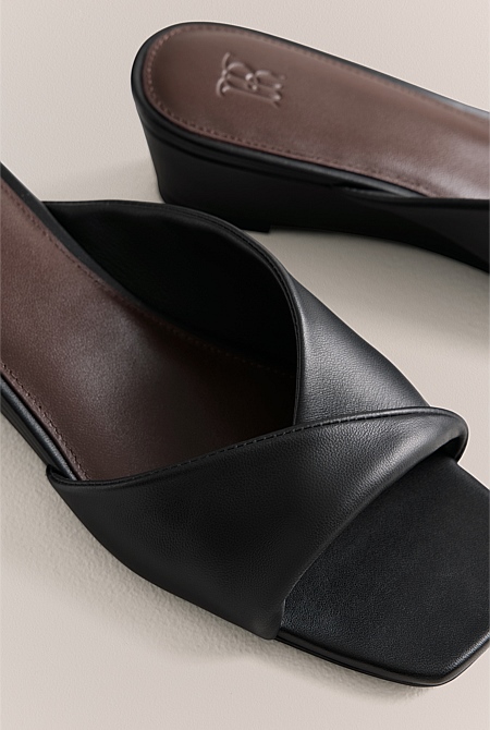 Salva Wedge Mule